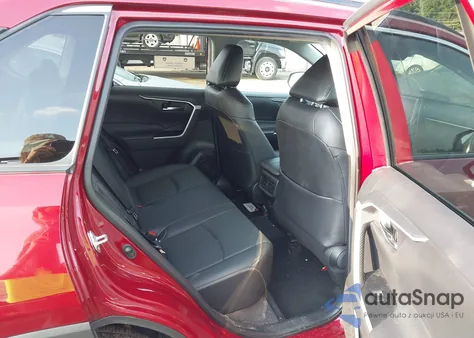 2021 Toyota Rav4 Xle Premium из США, поврежденный, VIN 2T3A1RFV9MW191153